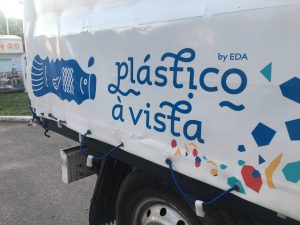 Plastico a vista logo on a truck