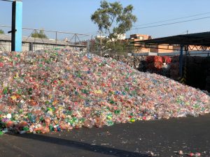 Inclusive Recycling: Plastic waste in Mexico .