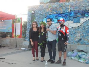 Equipo coordinador de proyecto de sensibilización juvenil ambiental y ciclismo.