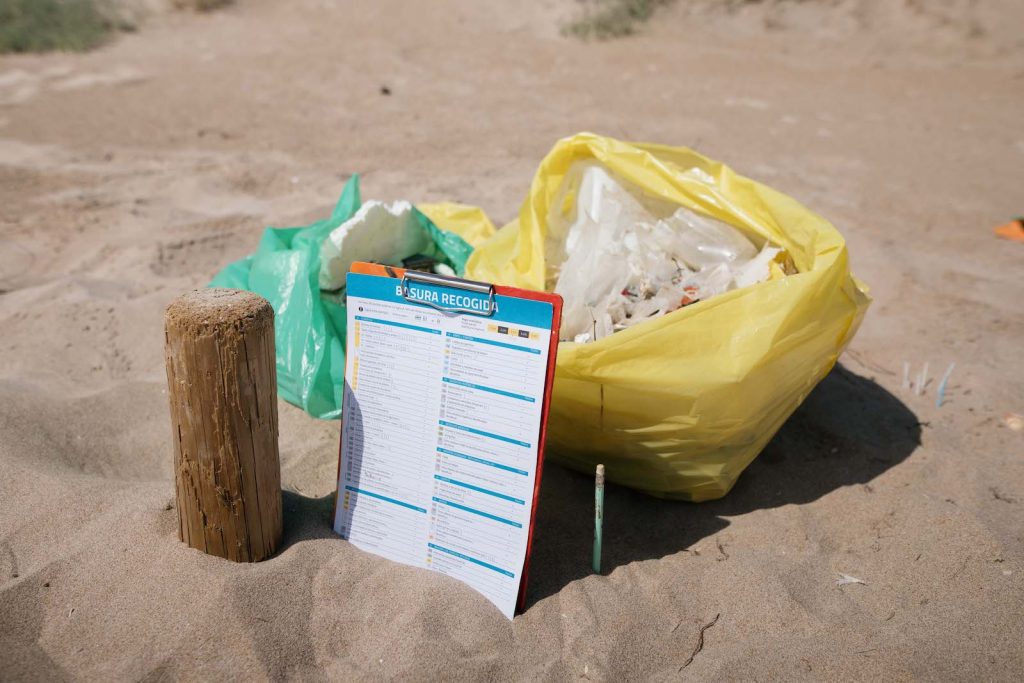 beach cleanup tracking from BIOagradables